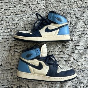 Air Jordan 1 Retro High Obsidian